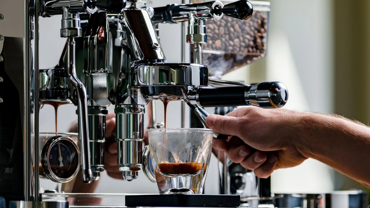 Best Prosumer Espresso Machines for Home (2026 Guide)