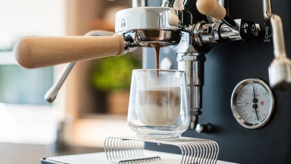 lelit bianca v3 making espresso