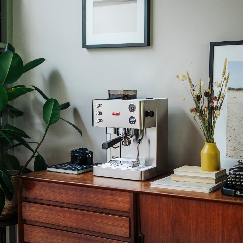 1_fb417e85-9dec-40b6-a185-