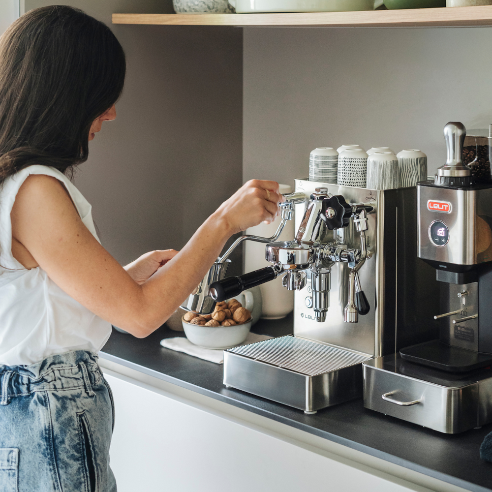パワーレッグスエリプティカル   エリップ Lelit William Coffee Grinder l Cliff & Pebble