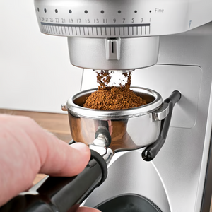 baratza sette 30 coffee grinder in use