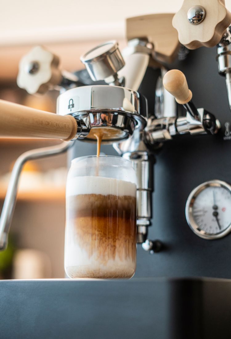 espresso pour from a lelit bianca